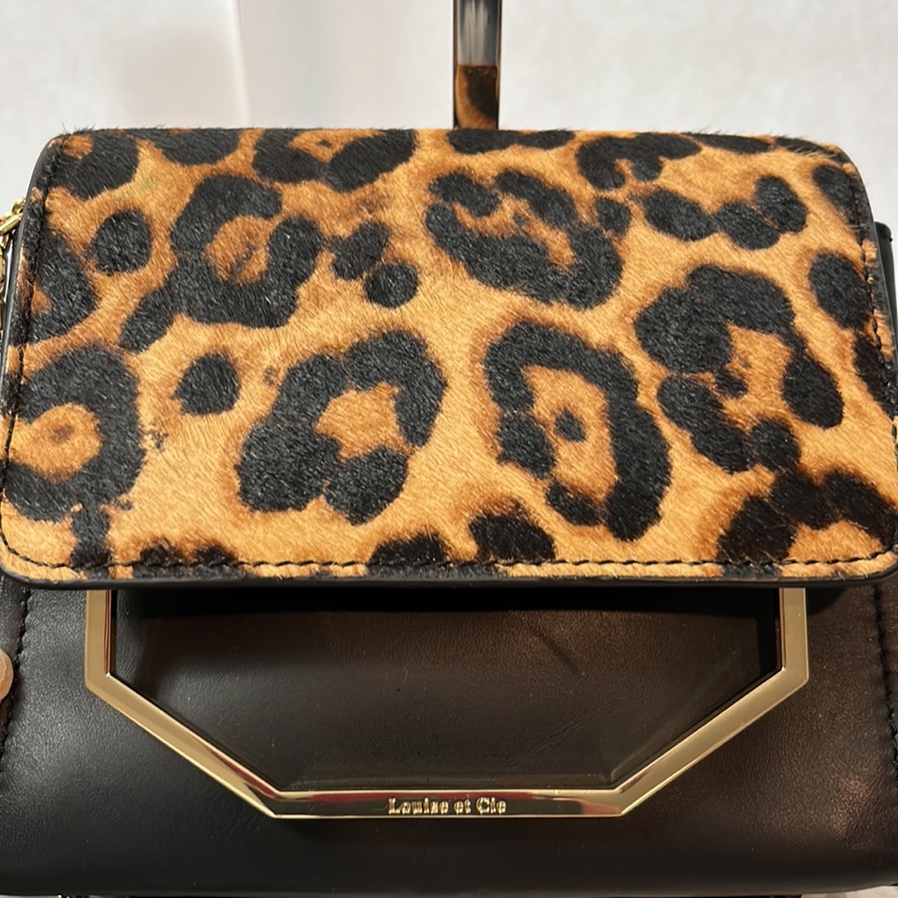Louise et cie 100% leather, real cow hair fur crossbody NWOT - Picture 3 of 15